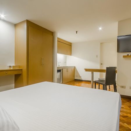 Salcedo Suites Макати Экстерьер фото