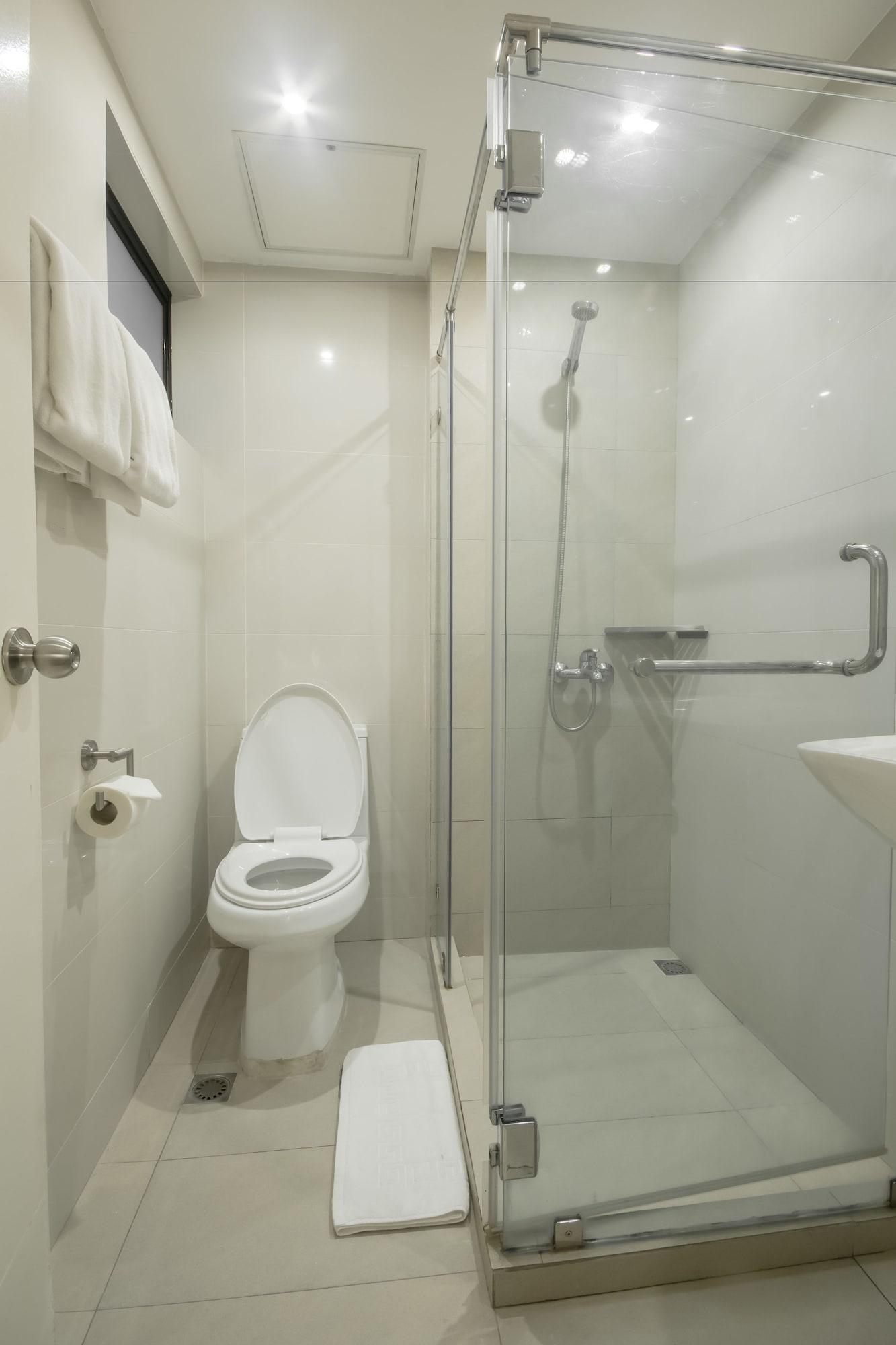 Salcedo Suites Макати Экстерьер фото