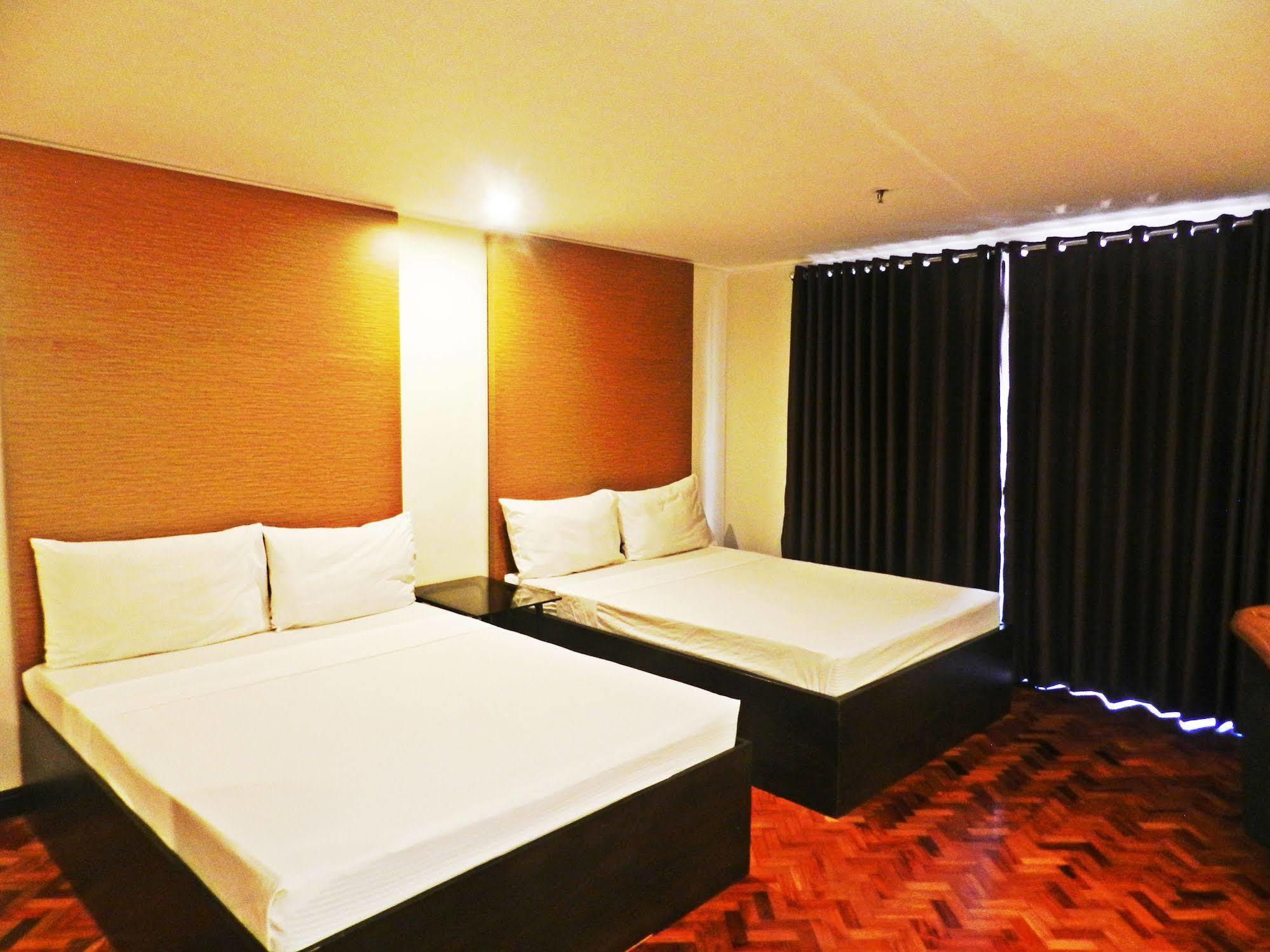 Salcedo Suites Макати Экстерьер фото