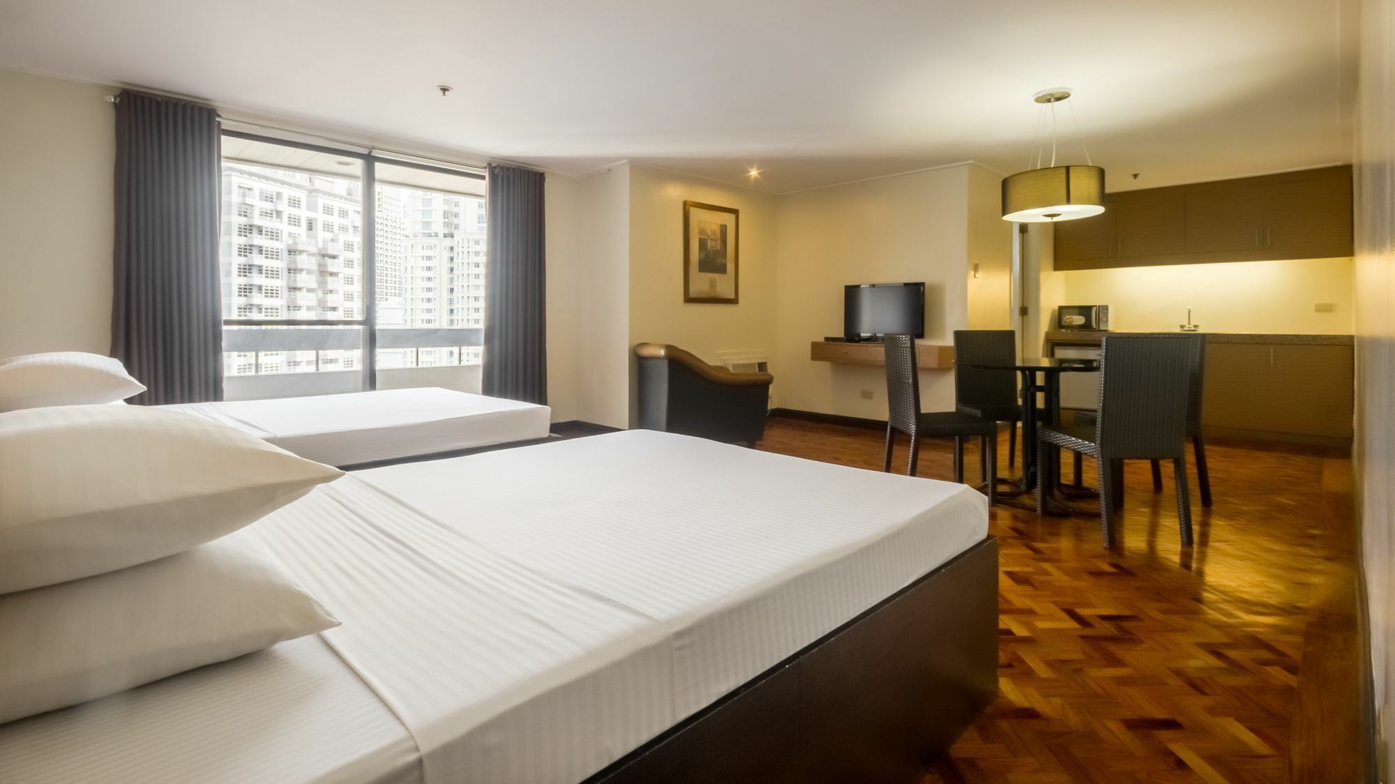 Salcedo Suites Макати Экстерьер фото